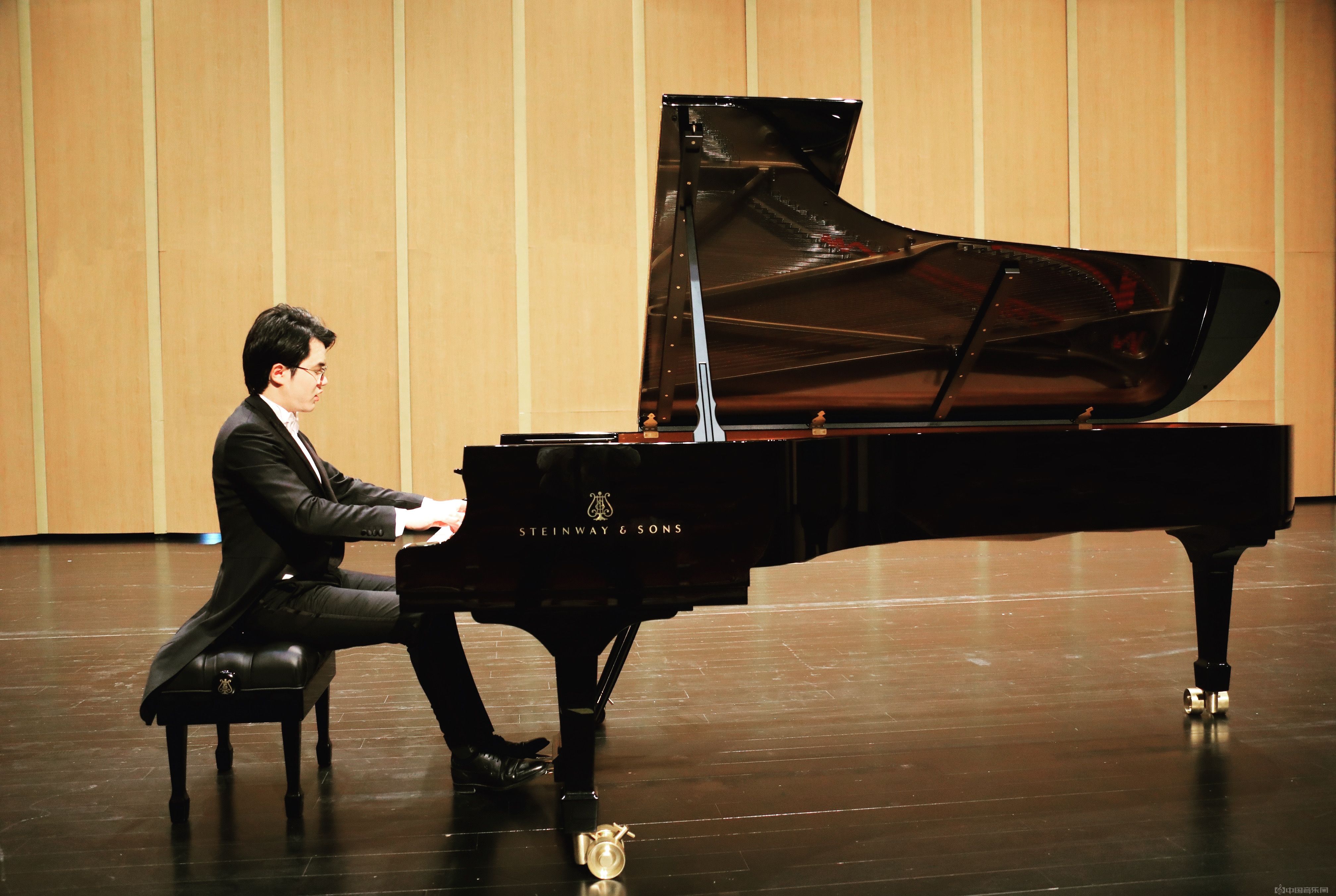 音乐学院青年教师金宇、安馨然双钢琴音乐会在省会大剧院举办-山东艺术学院音乐学院